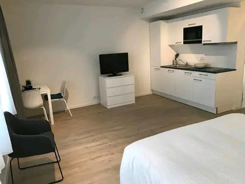 Studio meublé à louer 